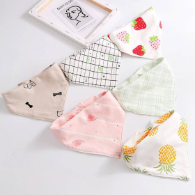Made in Korea bibs (Style: strawberry)