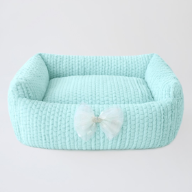 Dolce Dog Bed (Color: Ice)